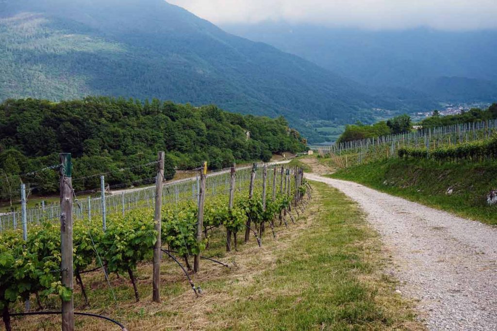 Italy Off The Beaten Path Experience The Charm Of Valle Dei Laghi In